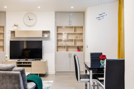 Brand new 3-bedroom with AC in Maida Vale