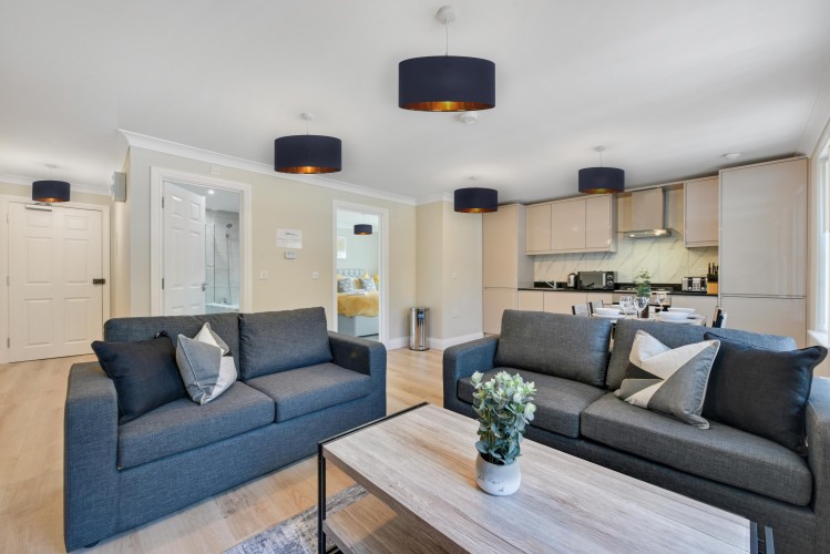 Palmerston House 2 Bedroom Apartments, Reading 2 Bathroom with